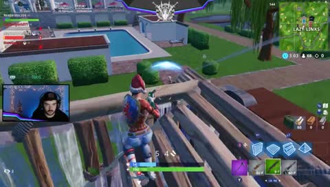 Clip it. Clip it. Woo. Ahh. 