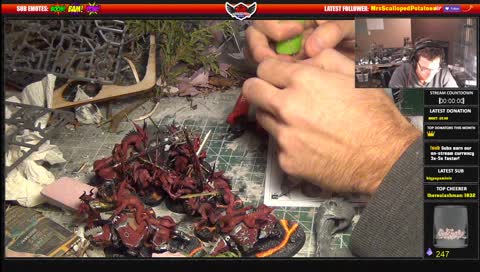 Assembling Daemons of Khorne Blood Throne Of Khorne - #tabletopgaming #paint #figurines #tst #mini