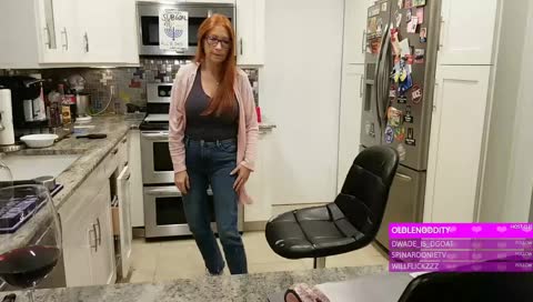 WEAVE got some chatting to do. Full time streamer talk.