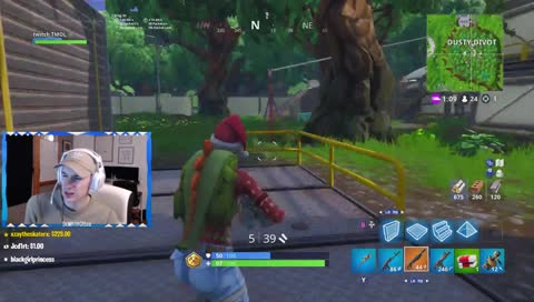 lets collect this baguette -- !duo !sub !twitter