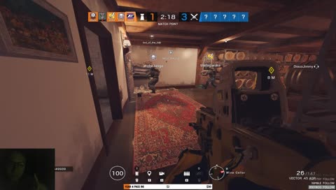 Ya hay sub badges - !Twitter !sub !loots