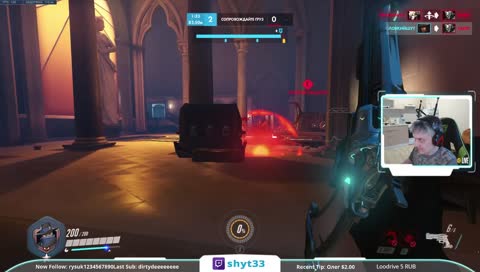 Бронзовый Маккри ищет жертвав