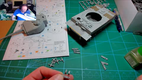 [CZ/ENG]  [CZ/ENG] UHD webcam, 1/35, Tiger I Late,Twitch Scale Model Club