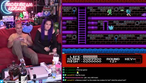 Fighting fried shrimp 🍤 