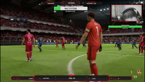 Día 2 : Fut champions! 7 - 1 - Megasobre para empezar :P