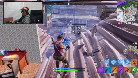 SOLO VS SQUADSSS !!