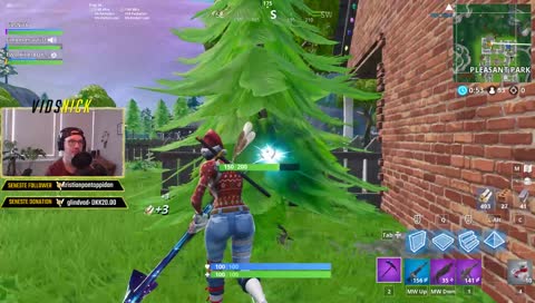 jeg er Batman...- eller?? okay jeg spiller bare fortnite !youtube [DK]