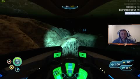 Fear of Open water so I'm going to go play a game with alien sea creatures. :kappa: