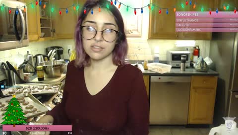 🎄come say hi, baking christmas cookies! 🍪