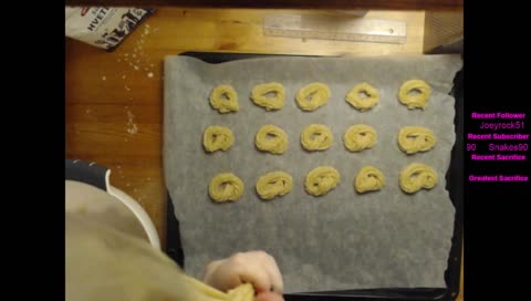 Christmas baking stream: Danish butter cookies!
