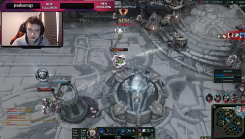 Afundando ate em normal game 