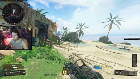 IGRAEM V ZAT MENYA🌸--_--🌸 
