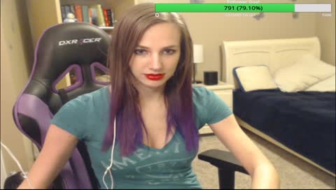 Getting Festive ;) Come Chat with me! <3