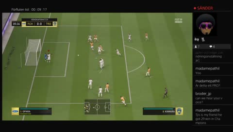 Halldin12s PS4-livesändning