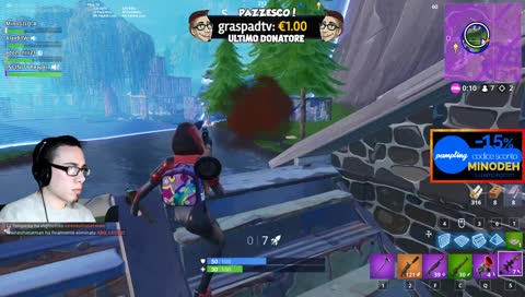 Vittoria Reale con il lanciarazzi