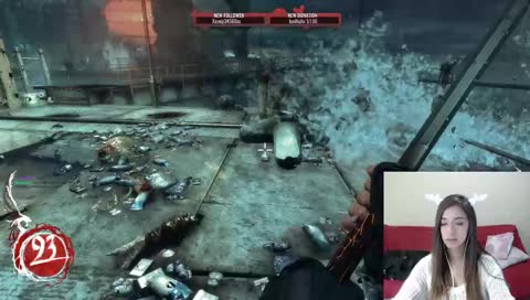 💚❤  I'm carrying the presents 💚❤