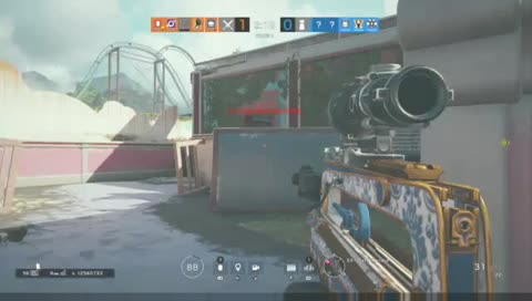 R6 ranked Diamond last season (playing solo on smurf)