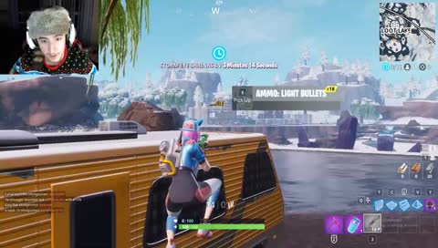 SEXY MAN PLAYS FORTNITE AND BECOMES LOSER VIRGIN