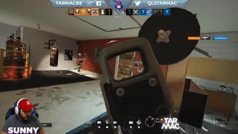 [FR/BE] 🎅Sunny🎄Gameviewers Je Débute sur R6 ❄️