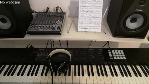 Trying out streaming piano