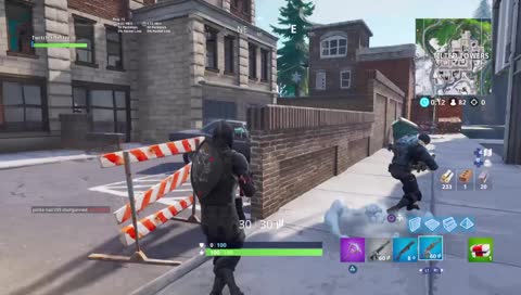 Fortnite (ps4) solo dolos! Stream snipe me!!!