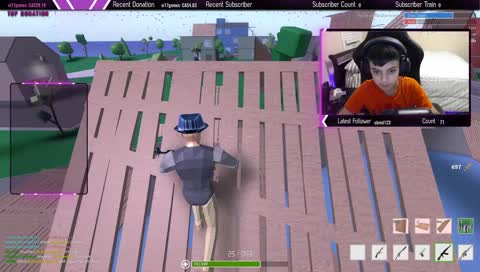 Roblox Strucid/fortnite Chirstmas! Help me get to 100 followers