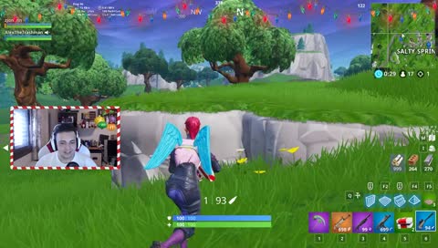 Girlfriend arrives tomorrow :D<3