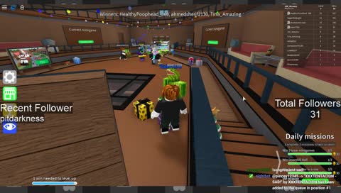come catch some sick clips , exposing Ricardo
