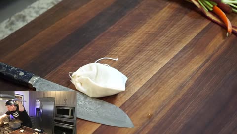 [COOKING] FRENCH ONION SOUP -- ROASTED CARROTS -- SPINACH SALAD