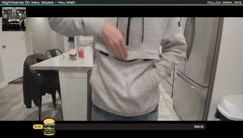 pockets pouch zipper