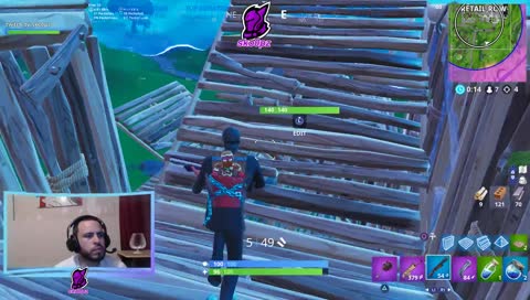 Pc With a Controller. Goal 1k Followers