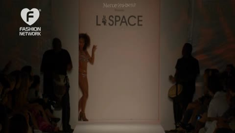 Fashion Network Live