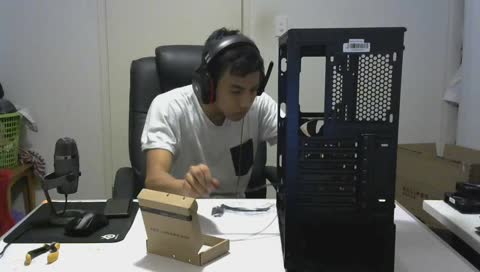 Migrating PC to a New Case | !discord