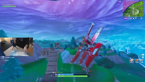 Мужчина спрятался!