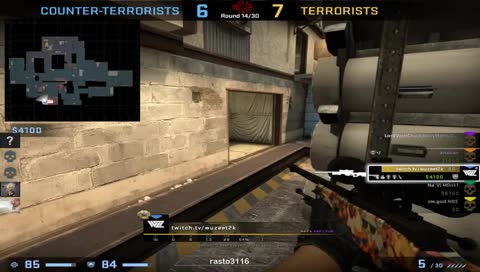 nikto so mnou nechce hrať :(