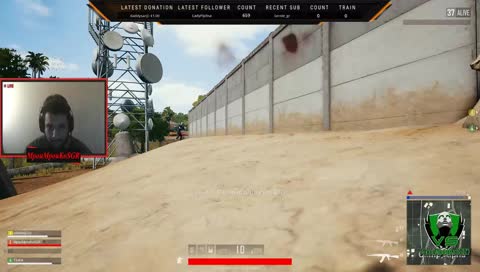 -VS- Pame na feedaroume kai tis petres tou pubg!