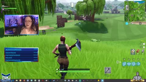 🐻 NOT a Fortnite Player! | !chat #Omniagg #TRUfam