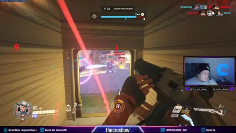 Nanoleaf panels! Do you consume energy drinks?? 144hz monitor #TheDucks !discord