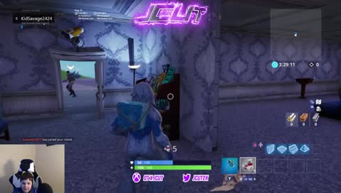 9 Year Old Streamer!! 🔥