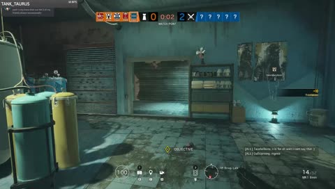 R6 with the bois