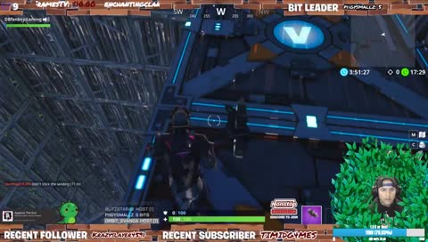 Playing with viewers, type !join to queue / !giveaway / !PL