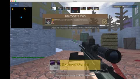 Trying out Counter Blox with a trackpad and Macbook