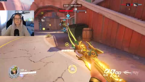 Friyay! Come chill and hang out :)