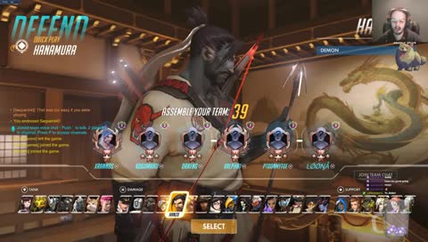 Guy with them glasses trying to aim