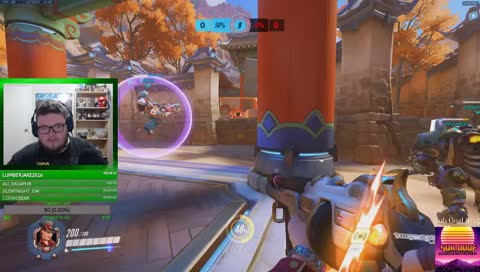 6v6 with the fam  !merch