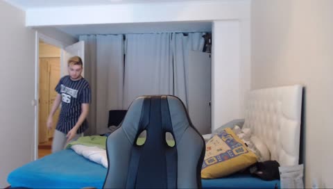 ❄(NOR/ENG)❄| early morning stream