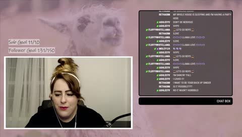 Townie CAS/Builds for our Save File // Llama Lounge is OPEN.