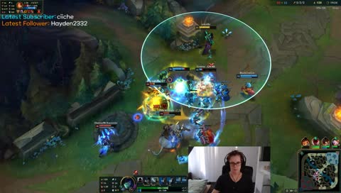 Blonde BETAA plays ADC in 2019 xd [OCE]