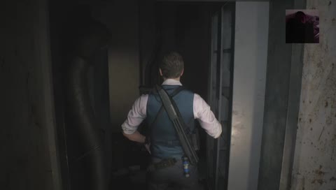 Yo fav streamer plays on Normal. Scary azz lol