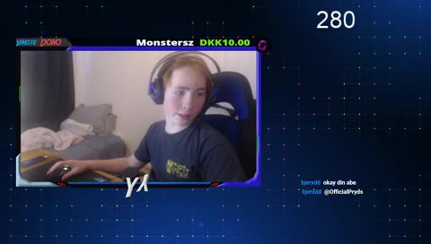 Hygger bare lidt!?  !suspended !dgoal !sub !mod !discord